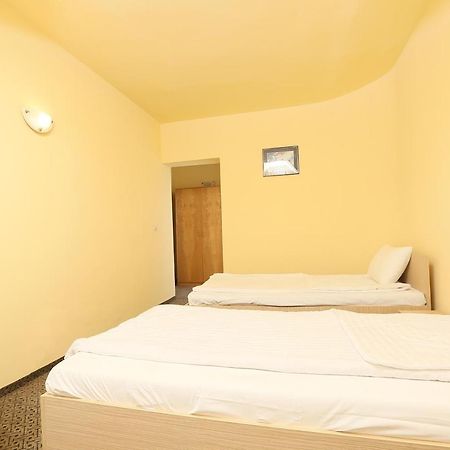 Hotel Corola Nagyvárad Kültér fotó