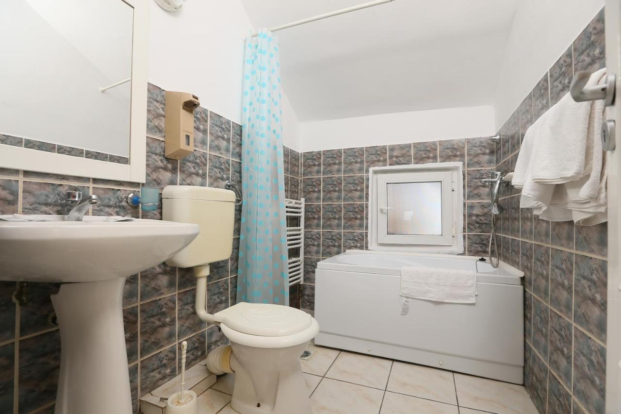 Hotel Corola Nagyvárad Kültér fotó